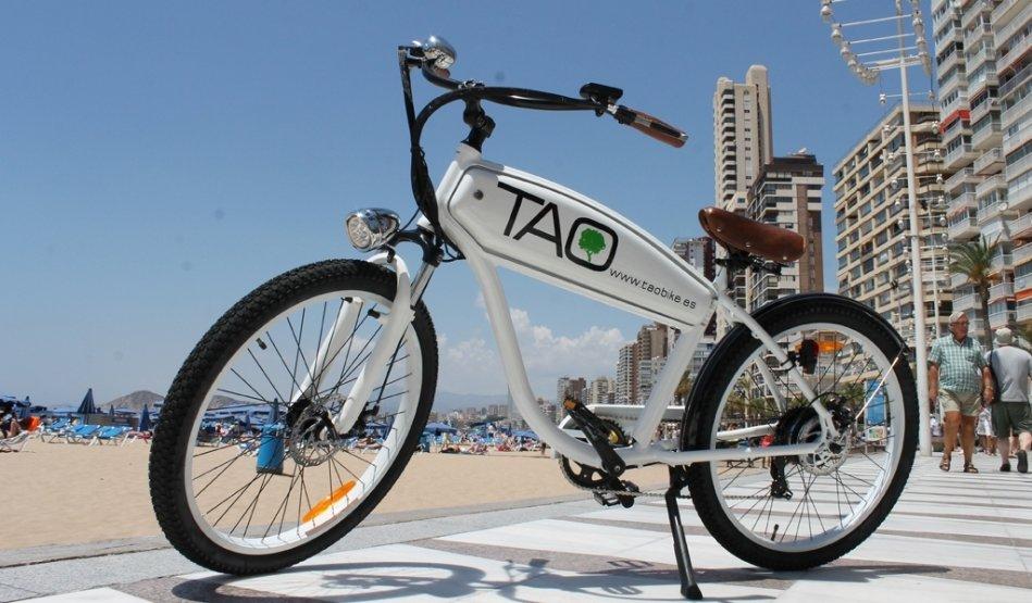Conocer Benidorm con niños en bicicleta 