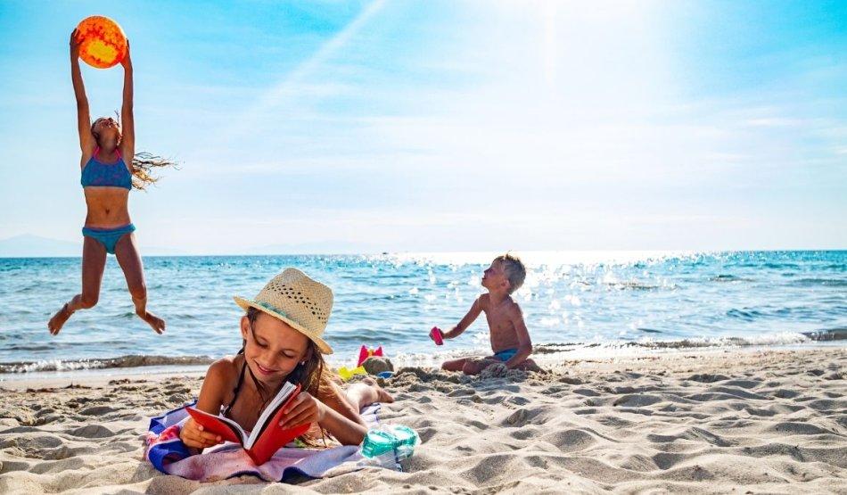 10 tips for a day at the beach with children