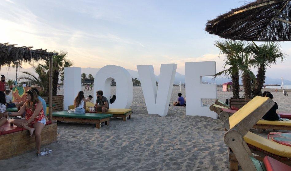 Diversión familiar en el chiringuito Solé Rototom Beach