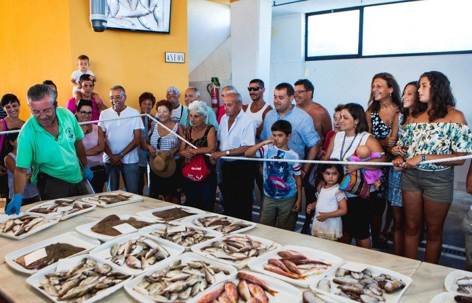 lonja con familias