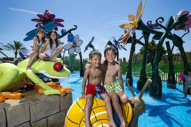 Aquarama_water_park