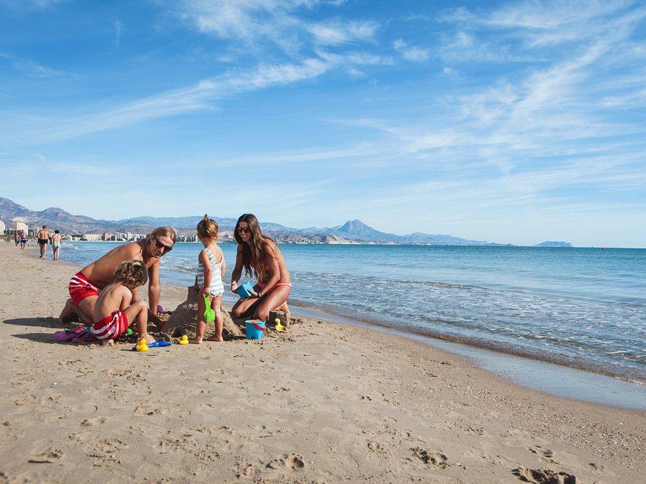 Campello with kids