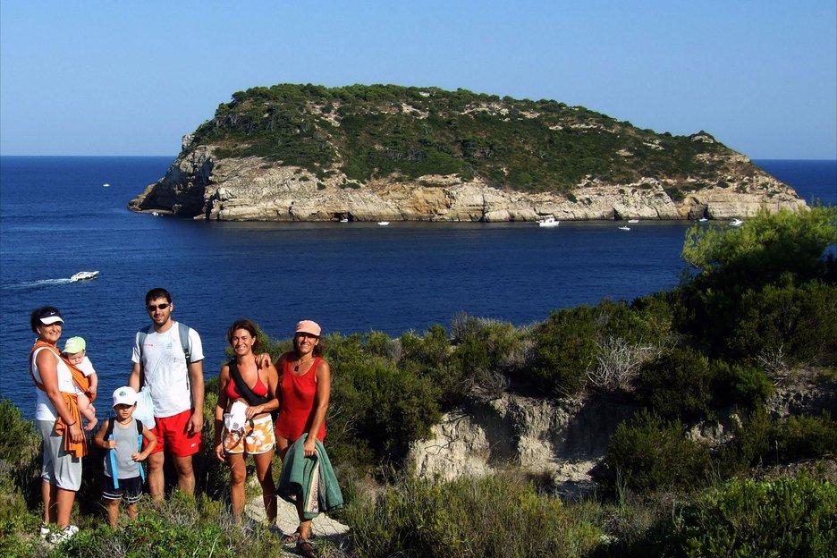 Family hike in Javea